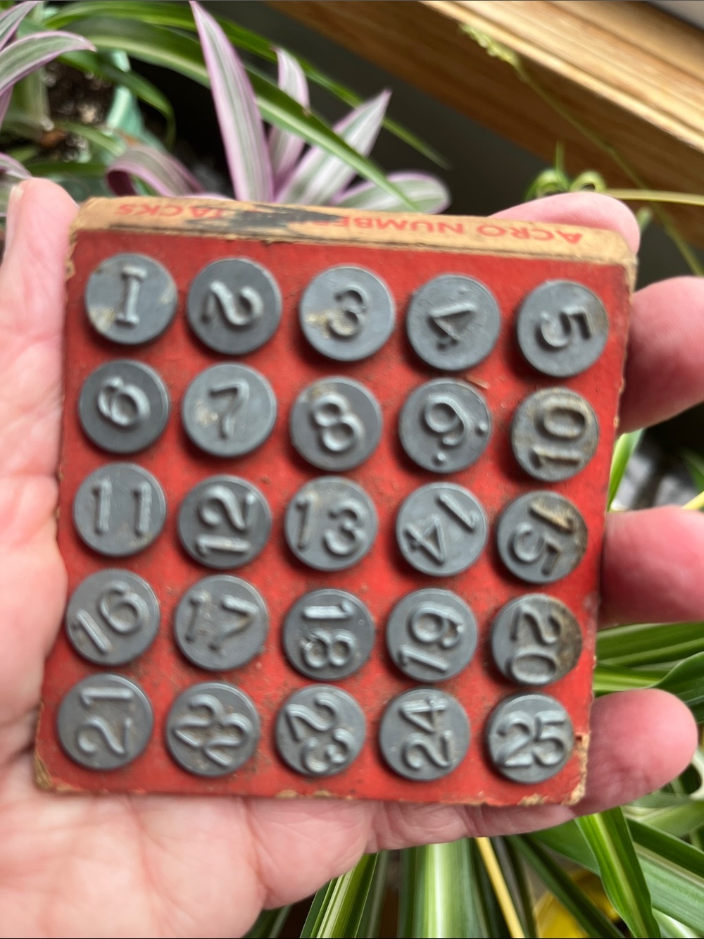 Vtg 1948 ACRO Hold-Tite Numbering Tacks 1-25 Window Markers Butler Wisconsin 40s